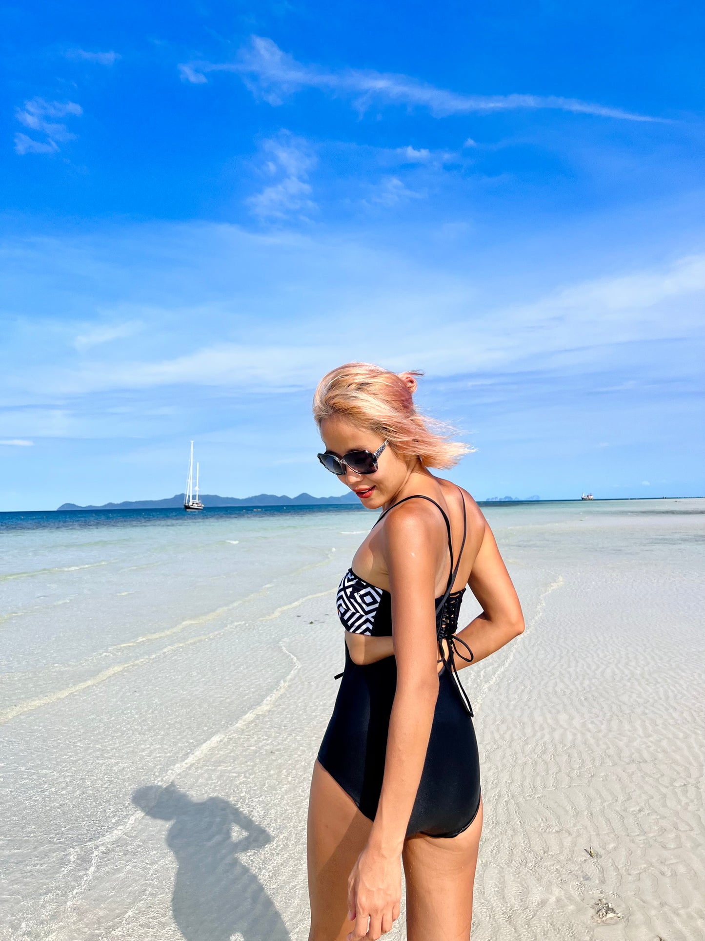 BHUSANAKAN SWIMWEAR Toucan 3-piece set บิกินี่เซ็ต3ชิ้น คุ้มๆค่ะ ได้กางเกง2แบบ ใส่ได้หลากหลาย ทั้งกางเกงเอี๊ยมและบิกินี่
