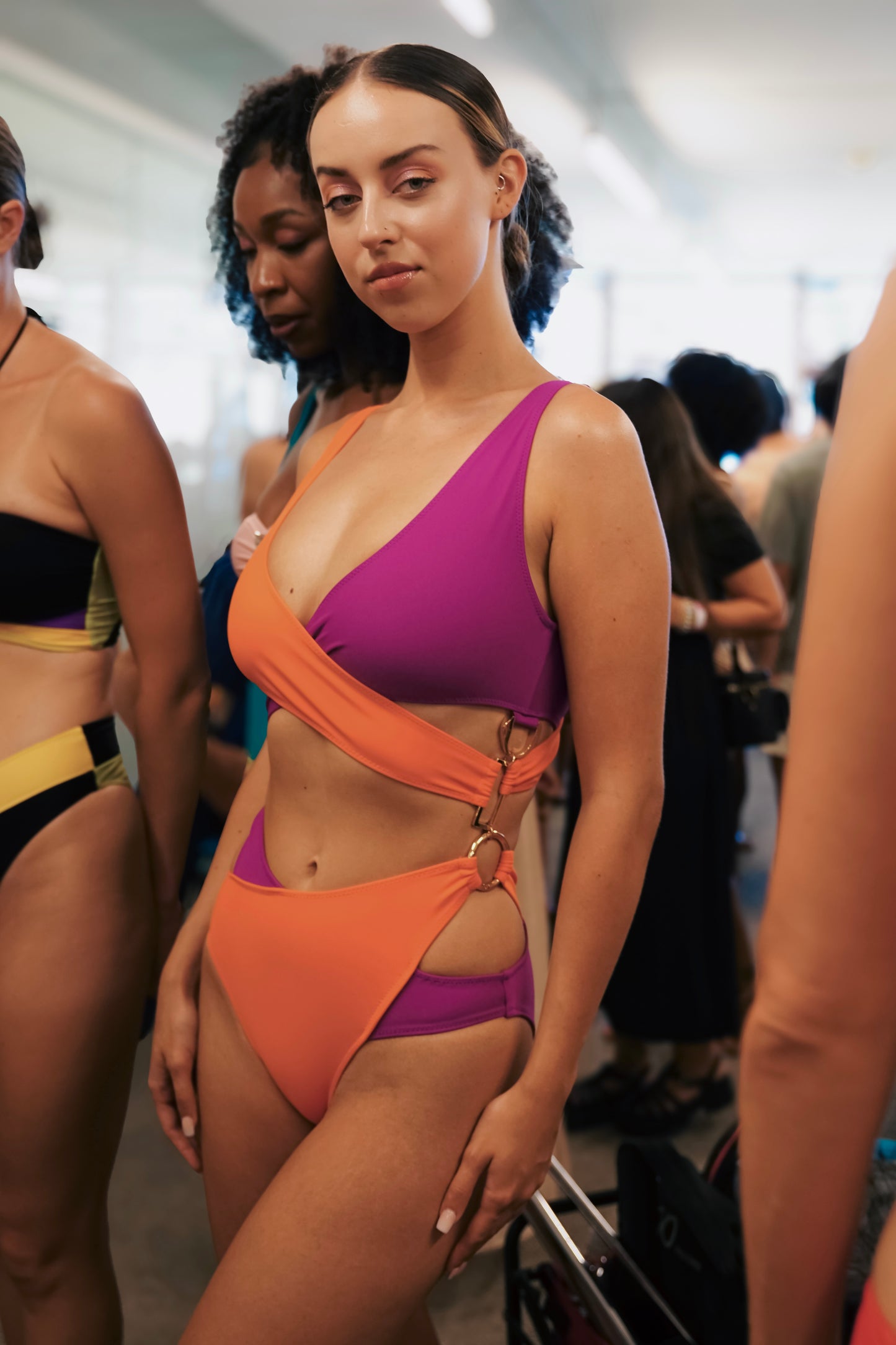 BHUSANAKAN SWIMWEAR ชุดว่ายน้ำ วันพีซแบบเก๋ๆ สีทูโทน ชุดนี้คือ1ใน8 ชุดที่ทางร้านนำไปโชว์บนรันเวย์ MIAMI SWIM WEEK 2023 ที่อเมริกาค่ะ