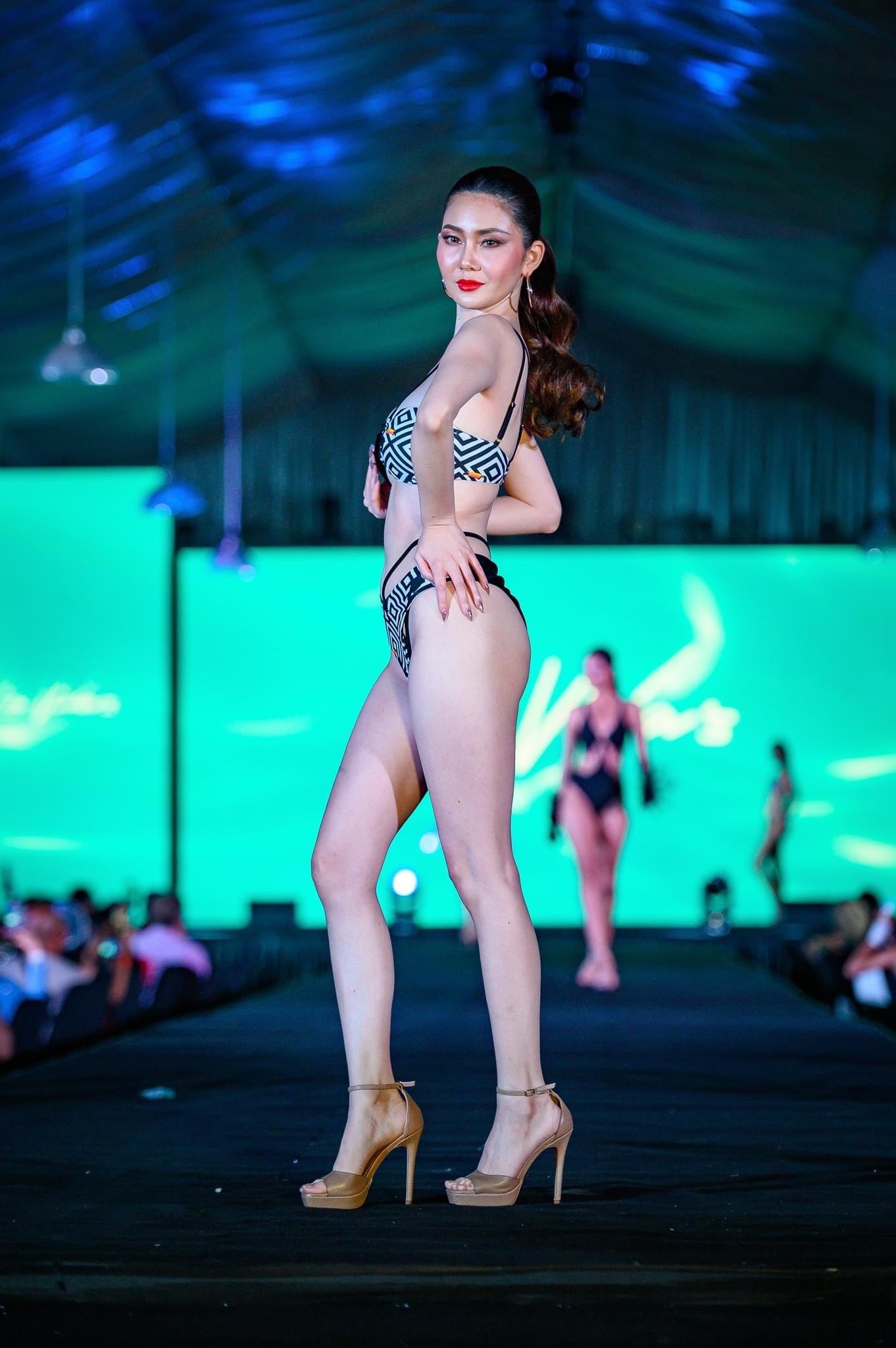 BHUSANAKAN SWIMWEAR Toucan Bikini ชุดว่ายน้ำ บิกินี่ น้องนกเงือก ลายผ้า exclusive เฉพาะร้านเรา แบบที่ลงมาจากรันเวย์ Miami Swim Week 2023 ที่ USA ค่ะ
