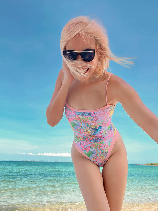 BHUSANAKAN SWIMWEAR วันพีซเว้าสูงน้องนก Hummingbird ลายผ้าเฉพาะของทางร้าน
