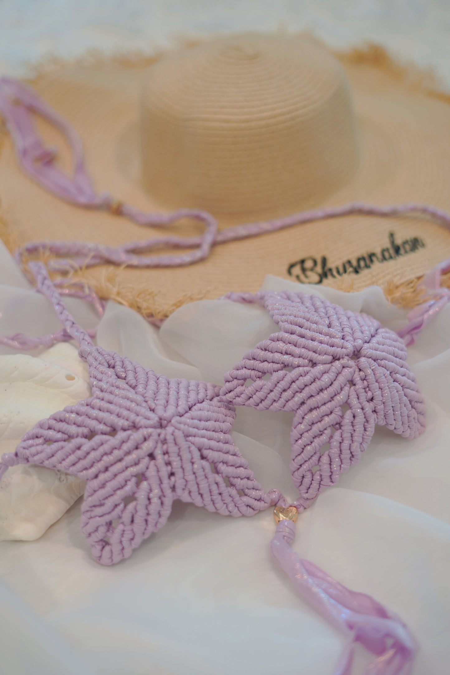 บิกินี่งานแฮนด์เมด BHUSANAKAN SWIMWEAR Macrame Collection รุ่น "Seashell" ถักด้วยเชือกยืด shimmer หรือเชือก T-shirt yarn ลูกค้าเลือกสีเชือกได้ค่ะ