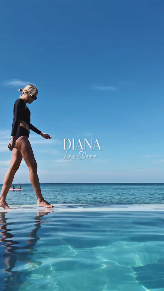 BHUSANAKAN SWIMWEAR รุ่น "Diana Long Sleeve" วันพีซแขนยาวสีดำ แต่งห่วงทอง และคัตเอาต์เก๋ๆ